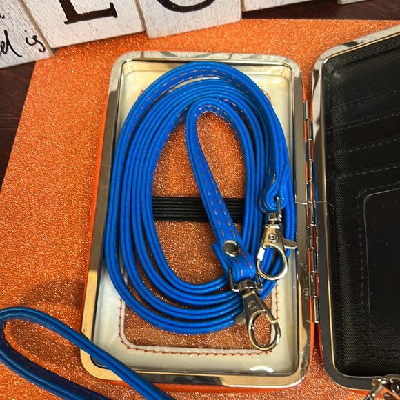 Florida Gators Wallet Wristlet or Crossbody nwot - Picture 5 of 15